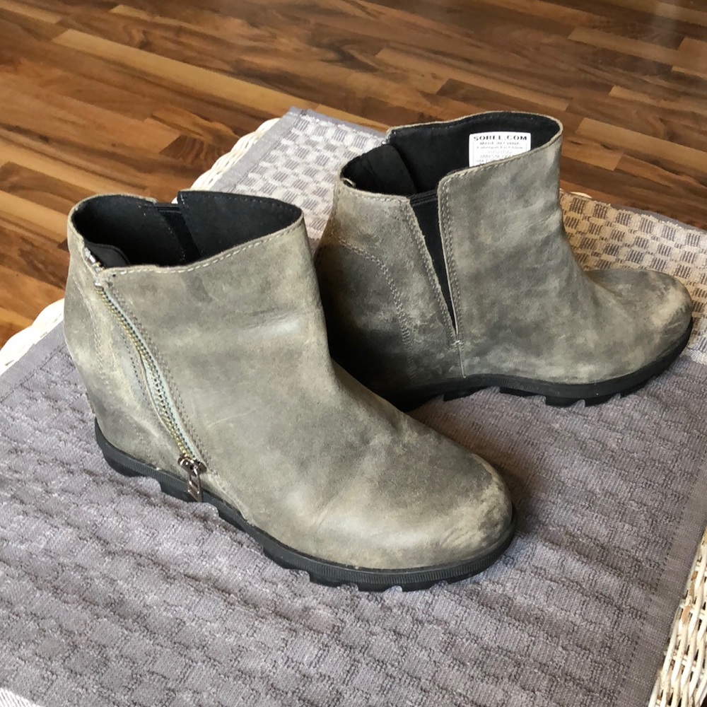Sorel Gray Ankle Wedge Boots